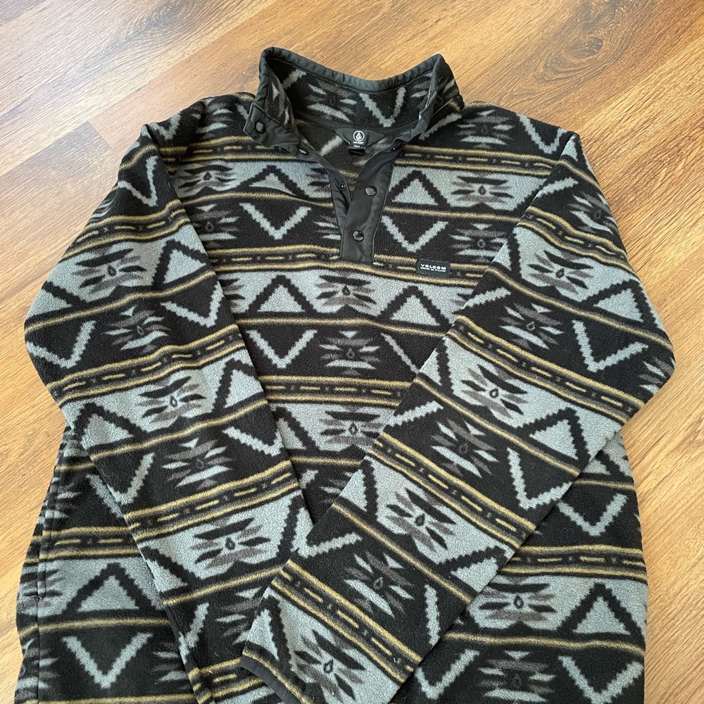 Volcom Men's Black and Gray Patterned Sweater